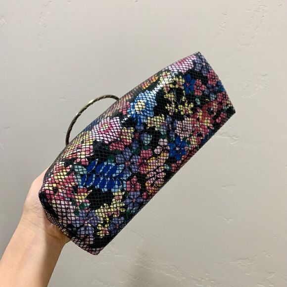 Handmade Genuine Embossed Leather Floral Print Top Handle bag & Small Purse Set - Picture 16 of 16